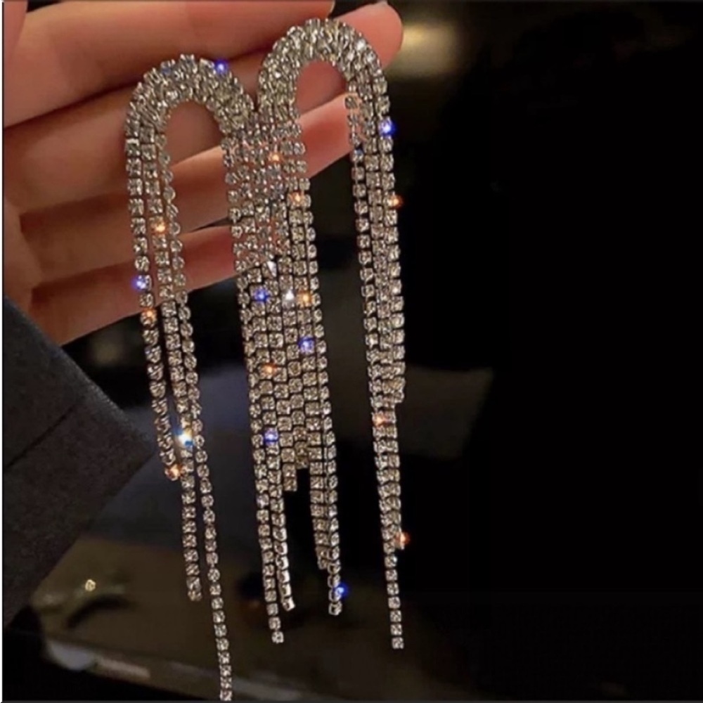 Rhinestone Crystal Bridal Long Earrings Silver Dangle Tassel sparkle New Glam